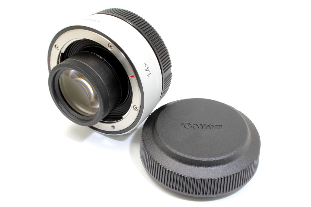 【品薄】保証付　美品　Canon キャノン　エクステンダー RF1.4X