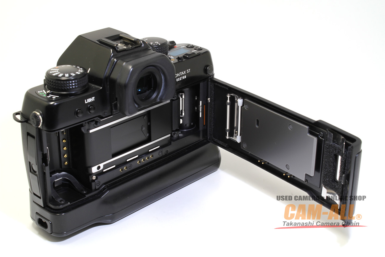 中古 コンタックス ST+バッテリーホルダーP-7付 程度：B (並品)