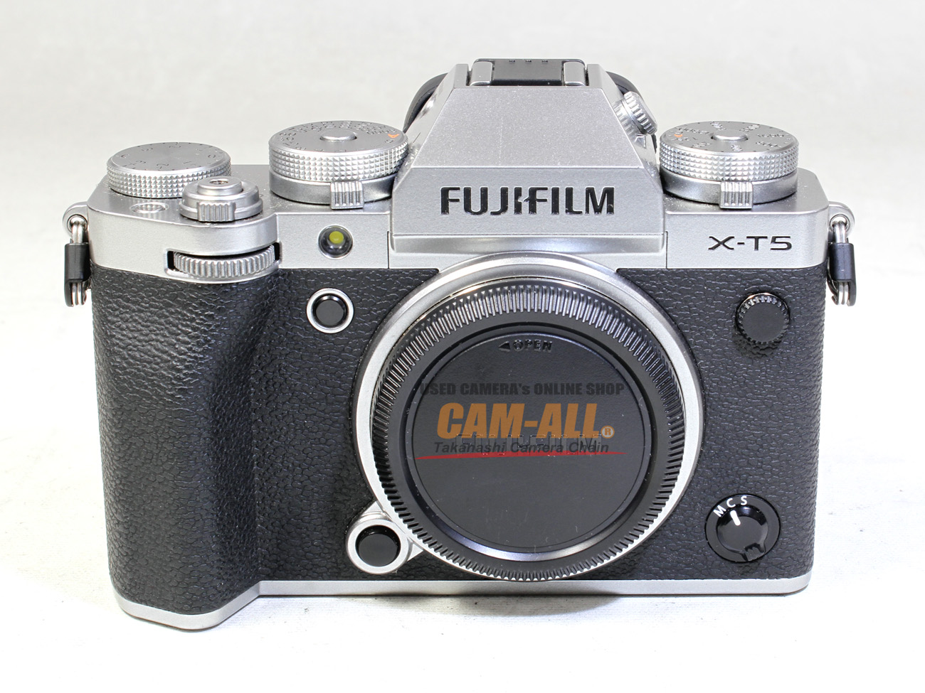中古 フジフイルム X-T5 シルバーボディ（多言語モデル） 程度：AB（良品)