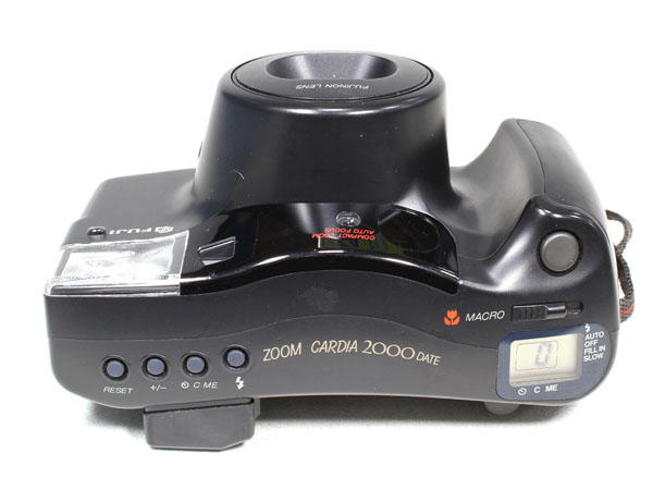 s700004n_zoom_cardia2000_fj5_e