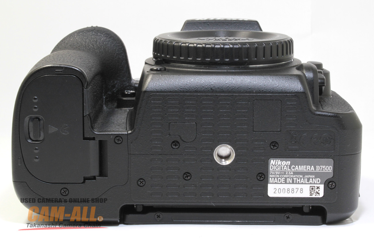 中古 ニコン D7500 ボディ デジタル一眼レフ