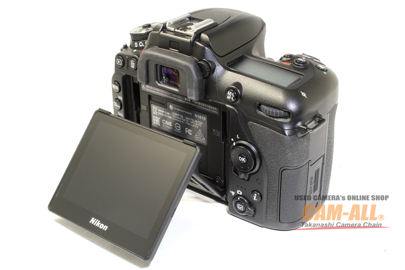 Nikon D7500 ボディ 中古美品。シャッター数少ない 中古 ニコン D7500ボディ 程度：A-（美品）